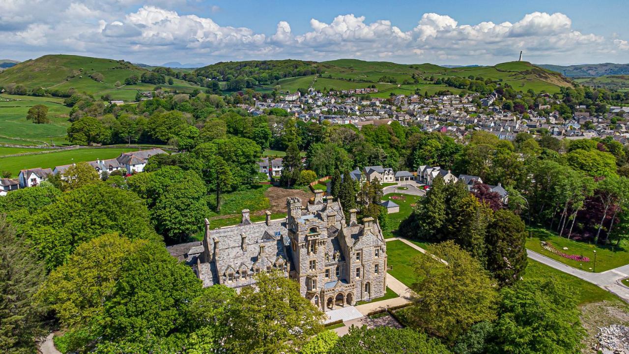The Alfred Suite Stone Cross Mansion Ulverston Dış mekan fotoğraf